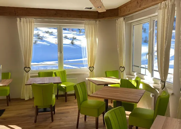 Smarthotel Inalpe ホテル