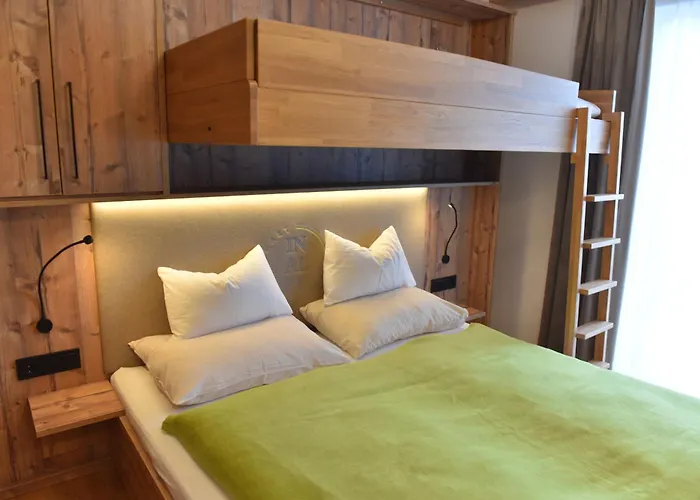 ホテル Smarthotel Inalpe オーバータウエルン